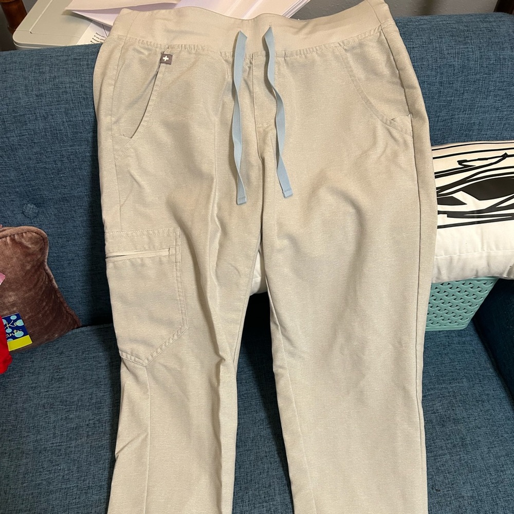 FIGS zamora Space Gray joggers